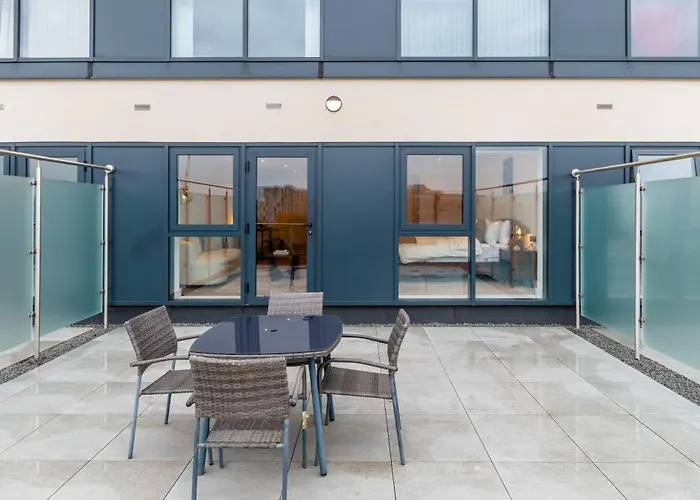 Appartement Modern Centre Flat With Terrace, Parking & Long Friendly *